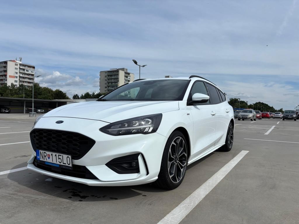 Ford Focus Combi 1.5 EcoBoost ST Line A/T