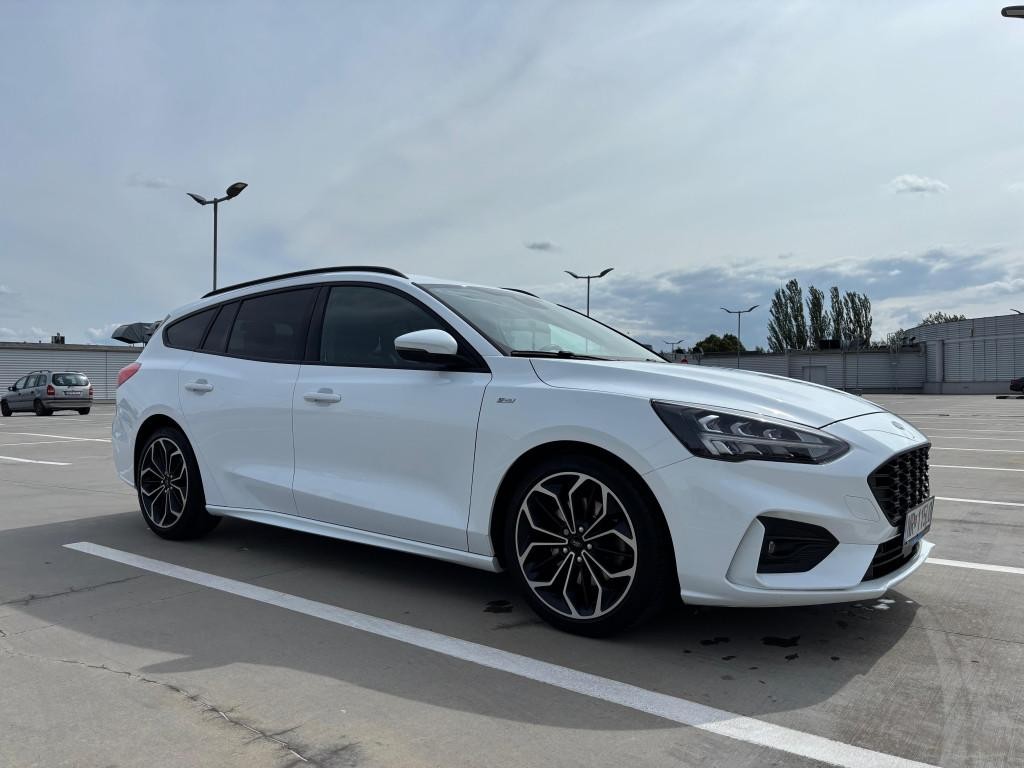 Ford Focus Combi 1.5 EcoBoost ST Line A/T