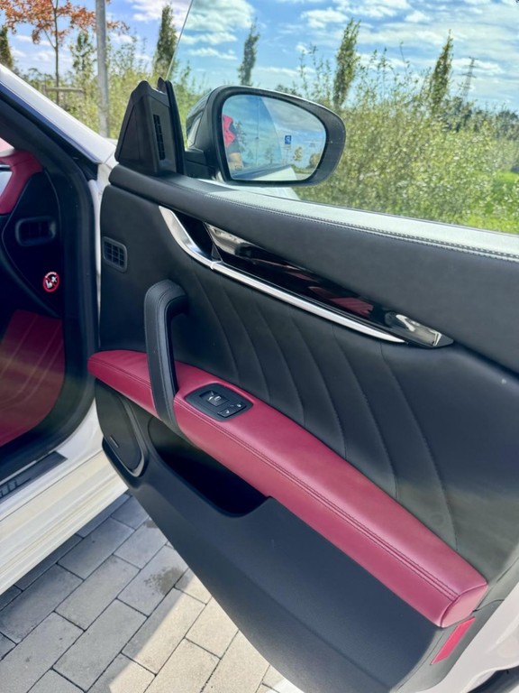 Maserati Ghibli S Q4 3.0 V6