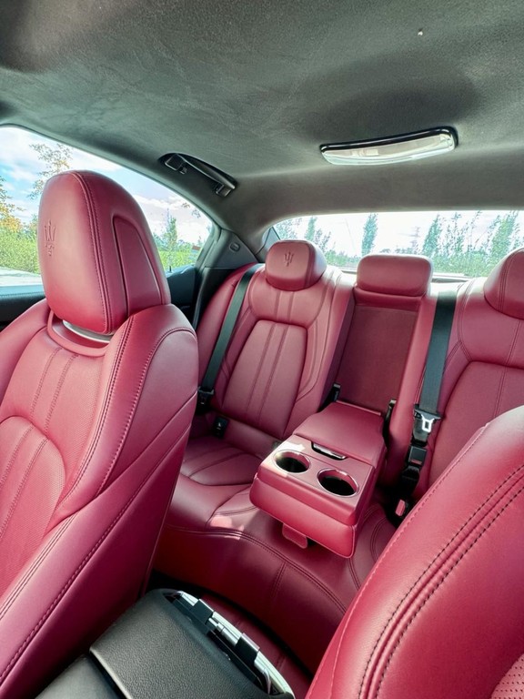 Maserati Ghibli S Q4 3.0 V6