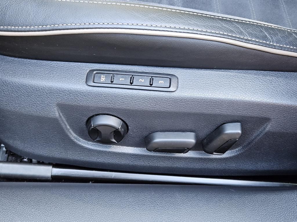 Škoda Superb Combi 2.0 TDI SCR Scout 4x4 DSG