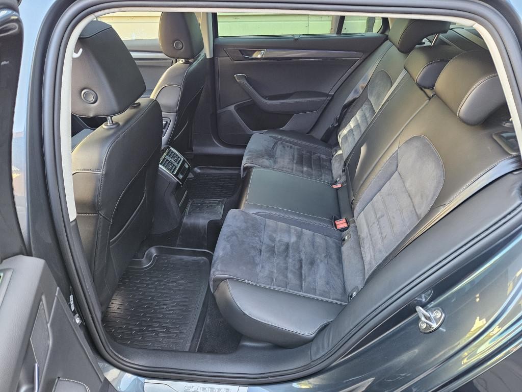 Škoda Superb Combi 2.0 TDI SCR Scout 4x4 DSG