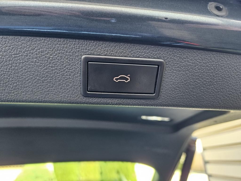 Škoda Superb Combi 2.0 TDI SCR Scout 4x4 DSG