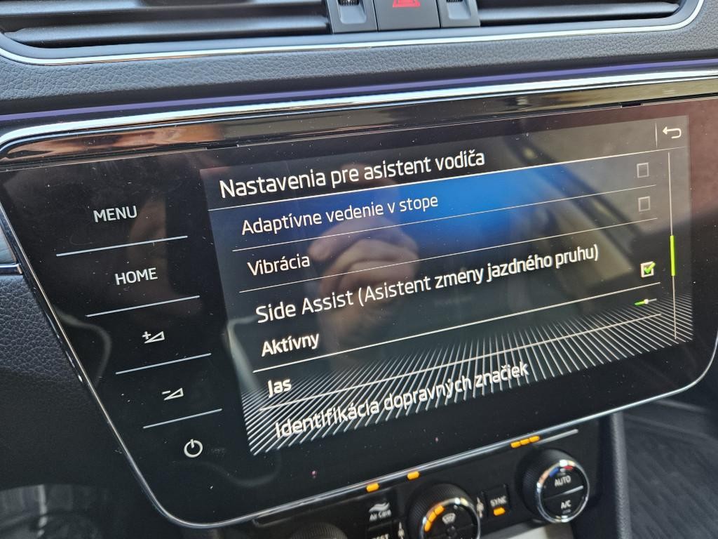 Škoda Superb Combi 2.0 TDI SCR Scout 4x4 DSG