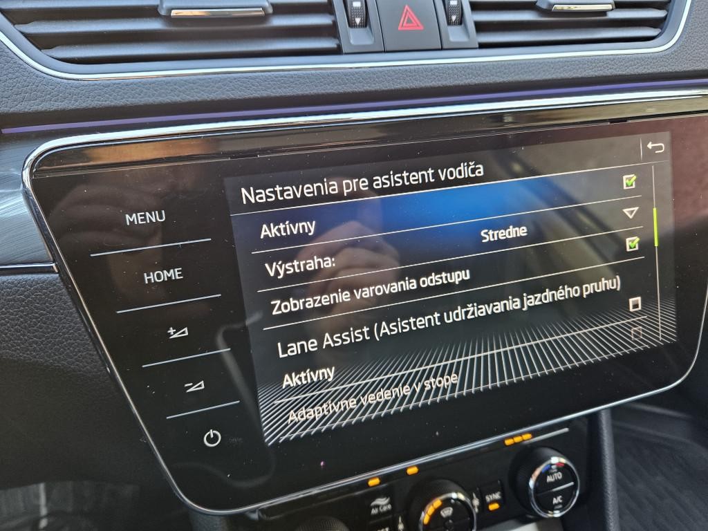 Škoda Superb Combi 2.0 TDI SCR Scout 4x4 DSG