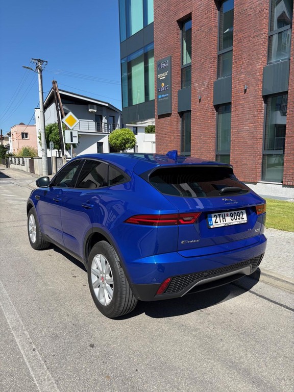 Jaguar E-Pace 2.0 I4 HSE AWD A/T