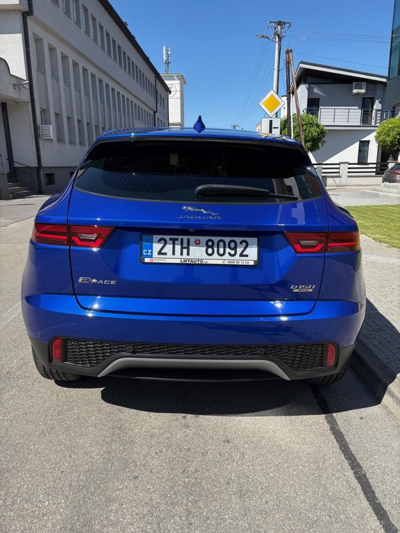 Jaguar E-Pace 2.0 I4 HSE AWD A/T