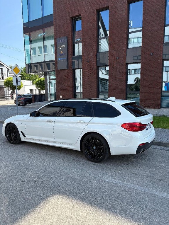 BMW rad 5 Touring 530d xdrive