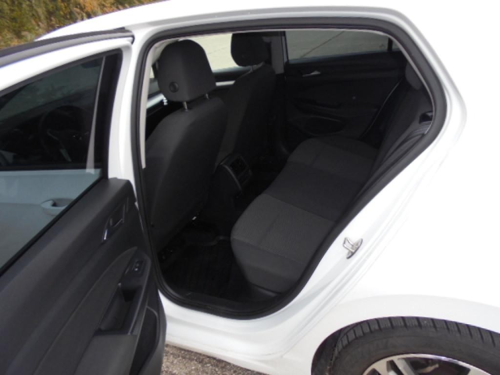 Volkswagen Golf 1.0 TSI 110k Life