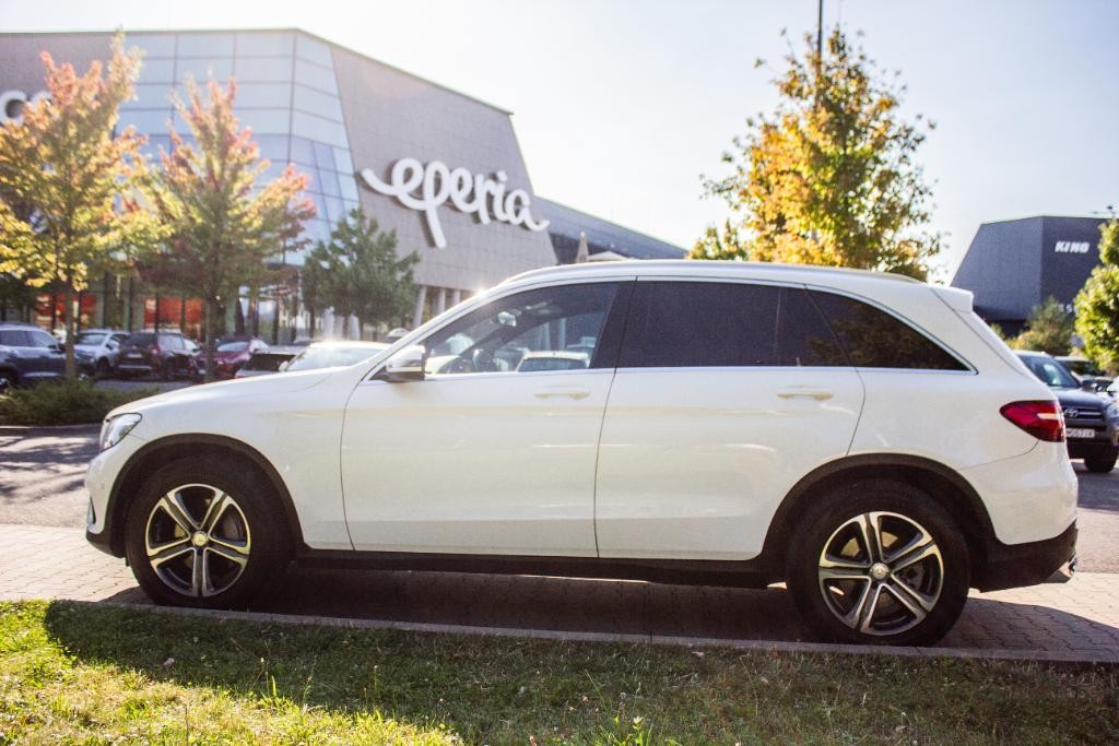 Mercedes GLC 220d 4MATIC A/T
