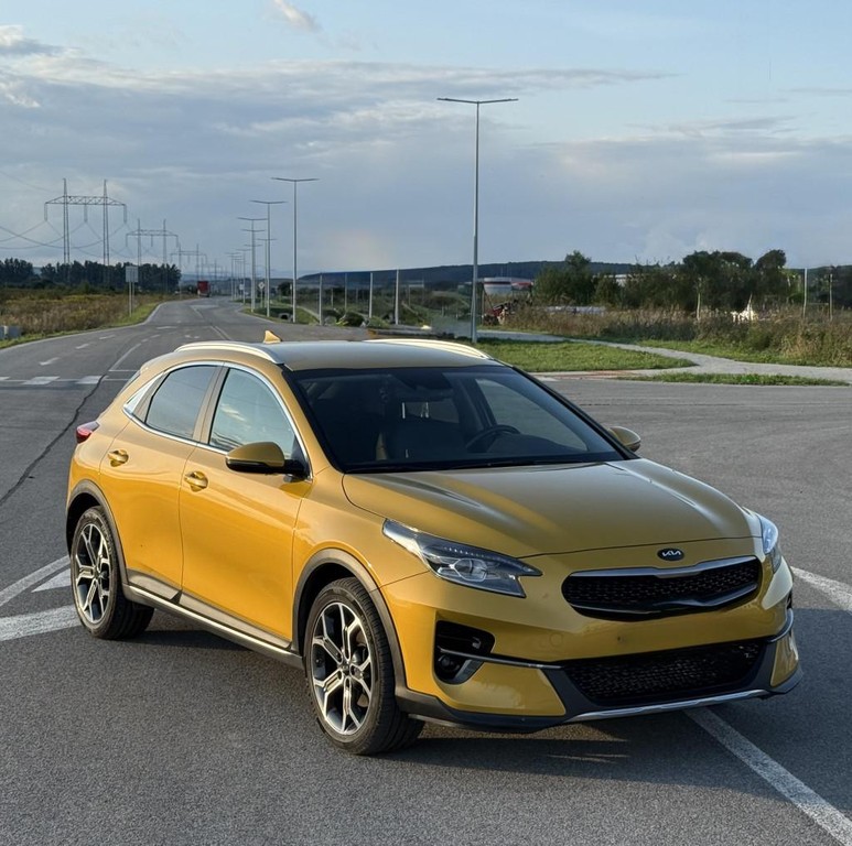 KIA XCeed 1.6 CRDi MHEV Gold A/T