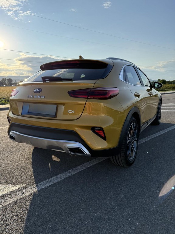 KIA XCeed 1.6 CRDi MHEV Gold A/T