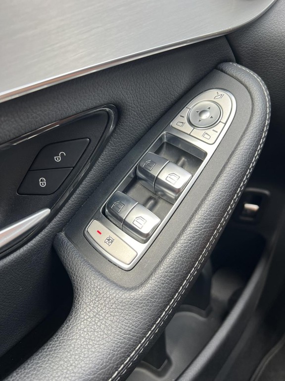 Mercedes GLC Combi 180kw Automat