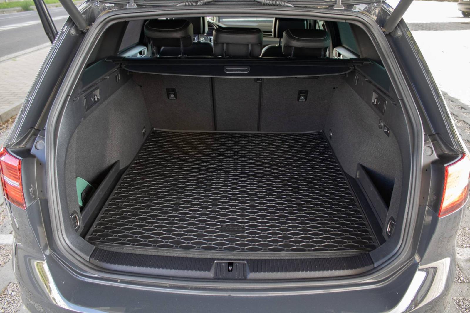 Volkswagen Passat Variant 2.0 TDI BMT R-Line Highline DSG