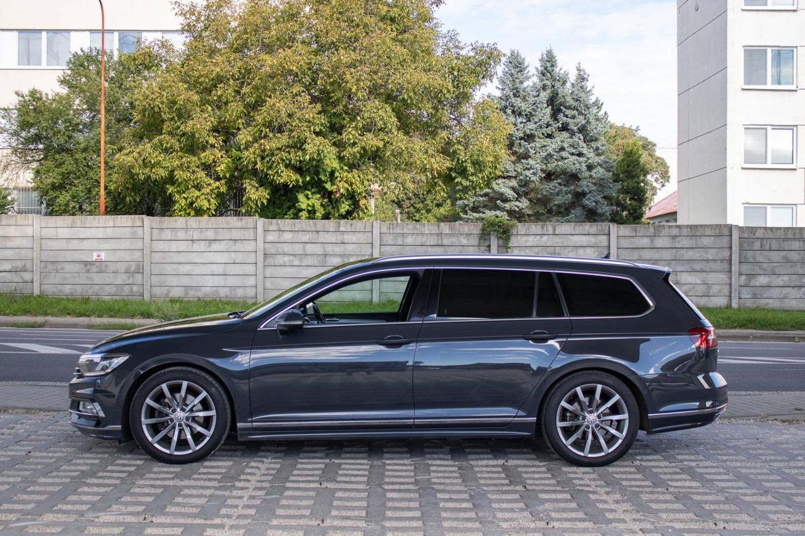 Volkswagen Passat Variant 2.0 TDI BMT R-Line Highline DSG