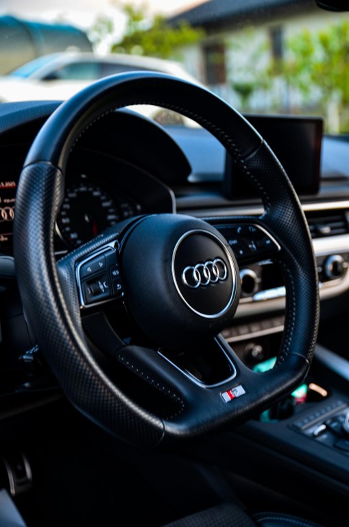 Audi A5 Sportback Sport 2.0 TDI Quattro. S - Line. S-tronic Automat.