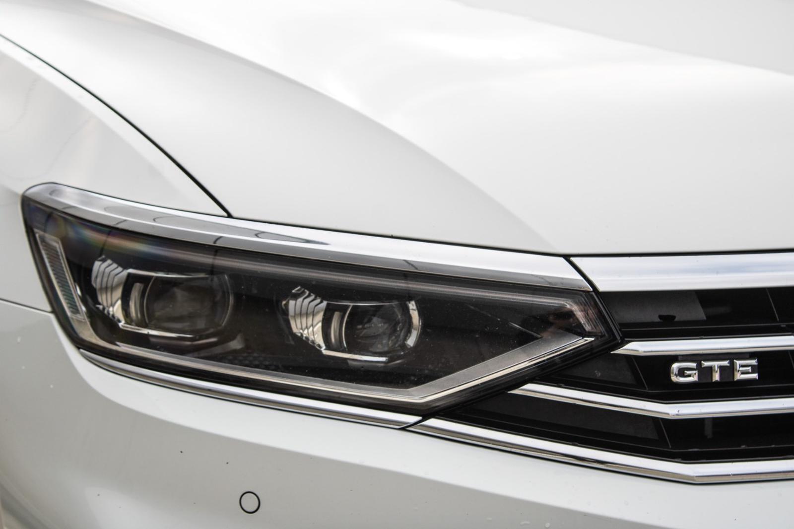 Volkswagen Passat Variant 160 kW, 6-st. automat, 2020, plug-in hybrid