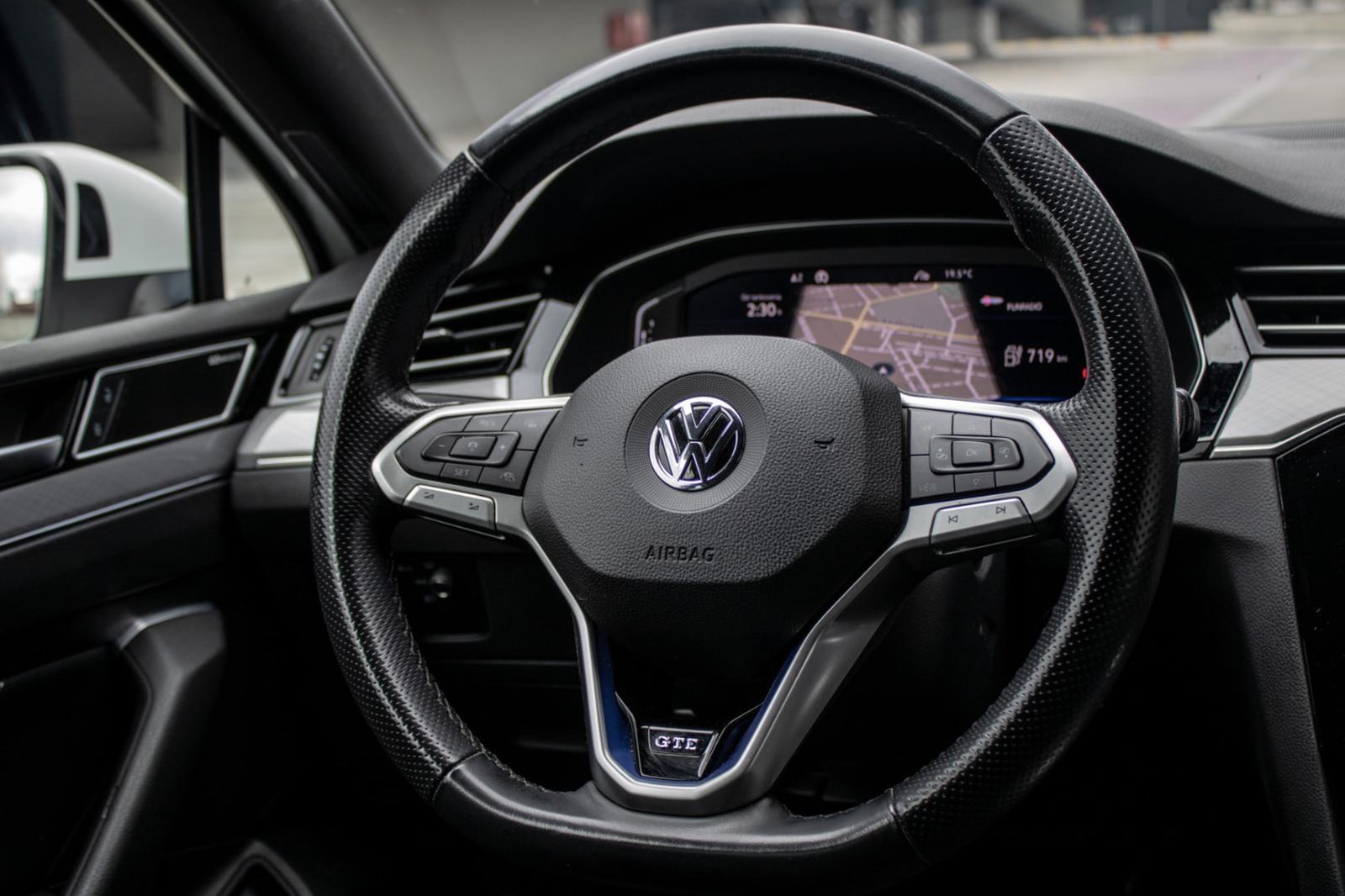 Volkswagen Passat Variant 160 kW, 6-st. automat, 2020, plug-in hybrid