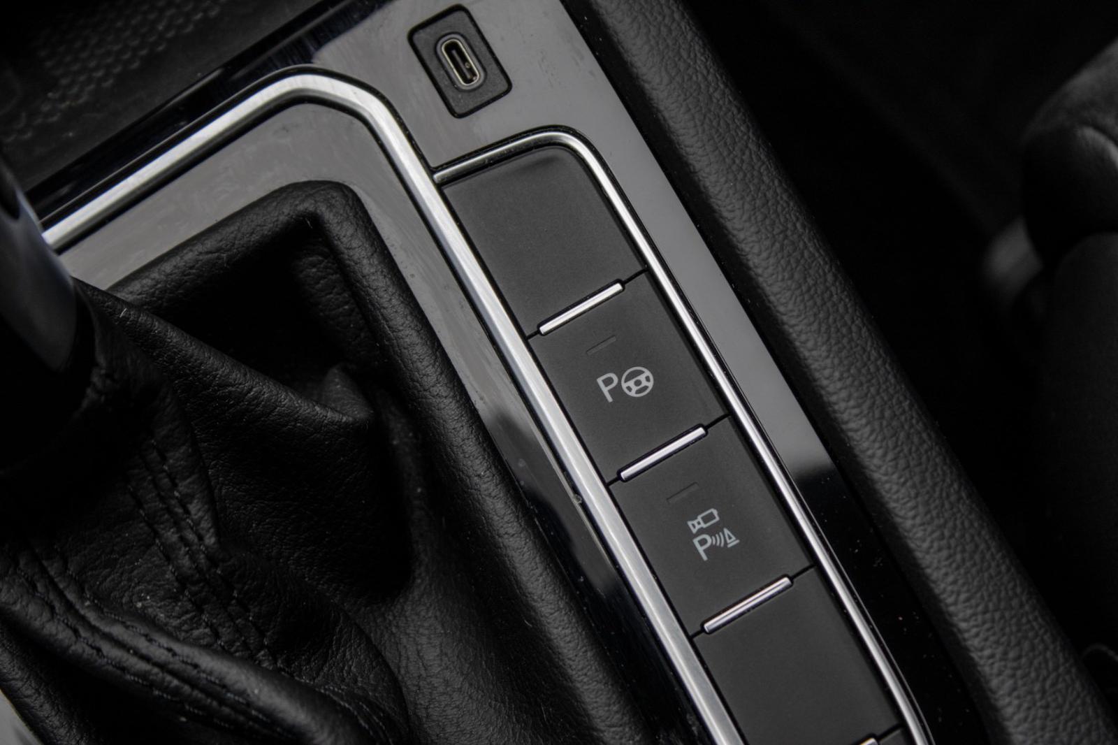 Volkswagen Passat Variant 160 kW, 6-st. automat, 2020, plug-in hybrid