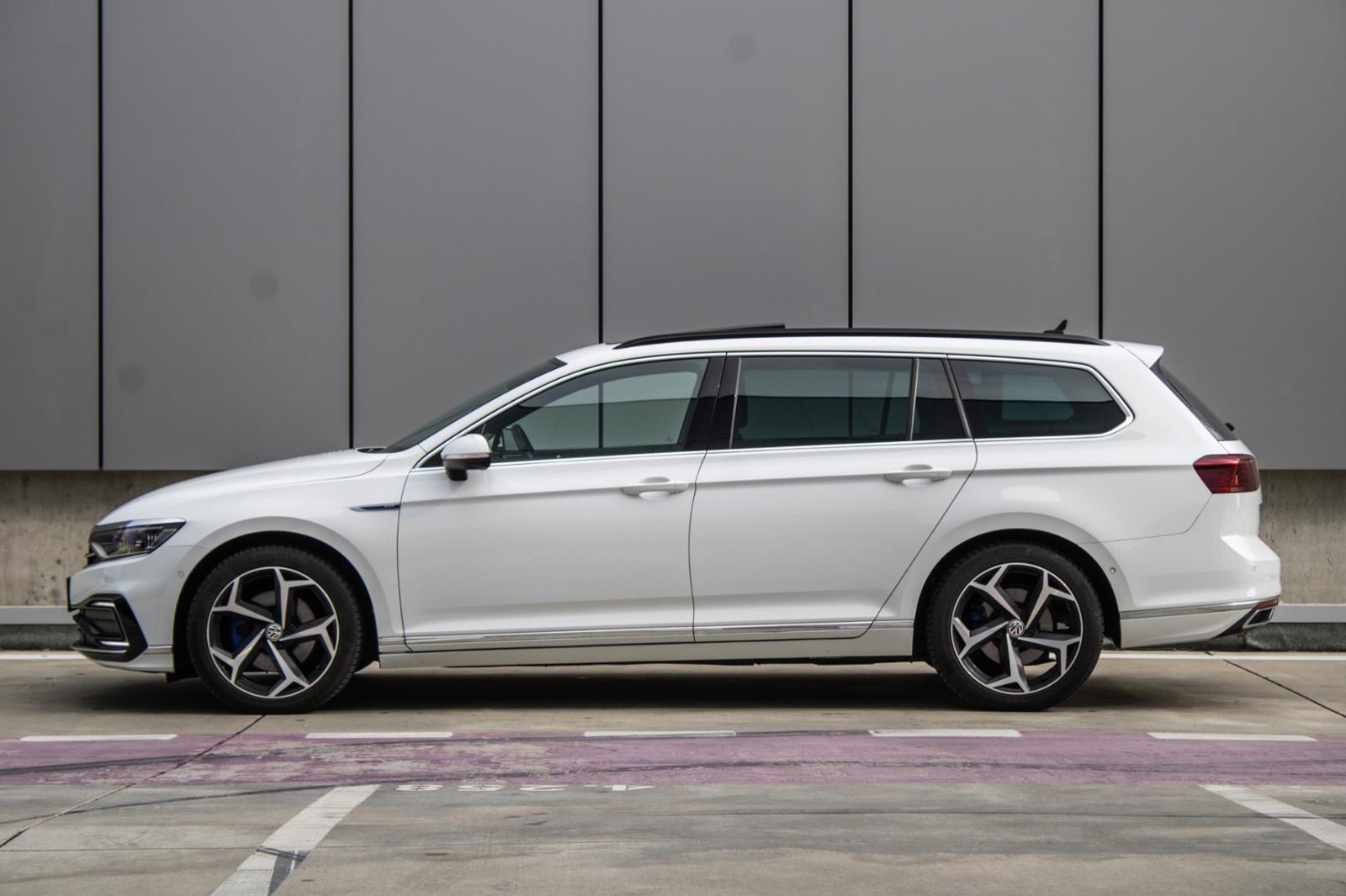 Volkswagen Passat Variant 160 kW, 6-st. automat, 2020, plug-in hybrid