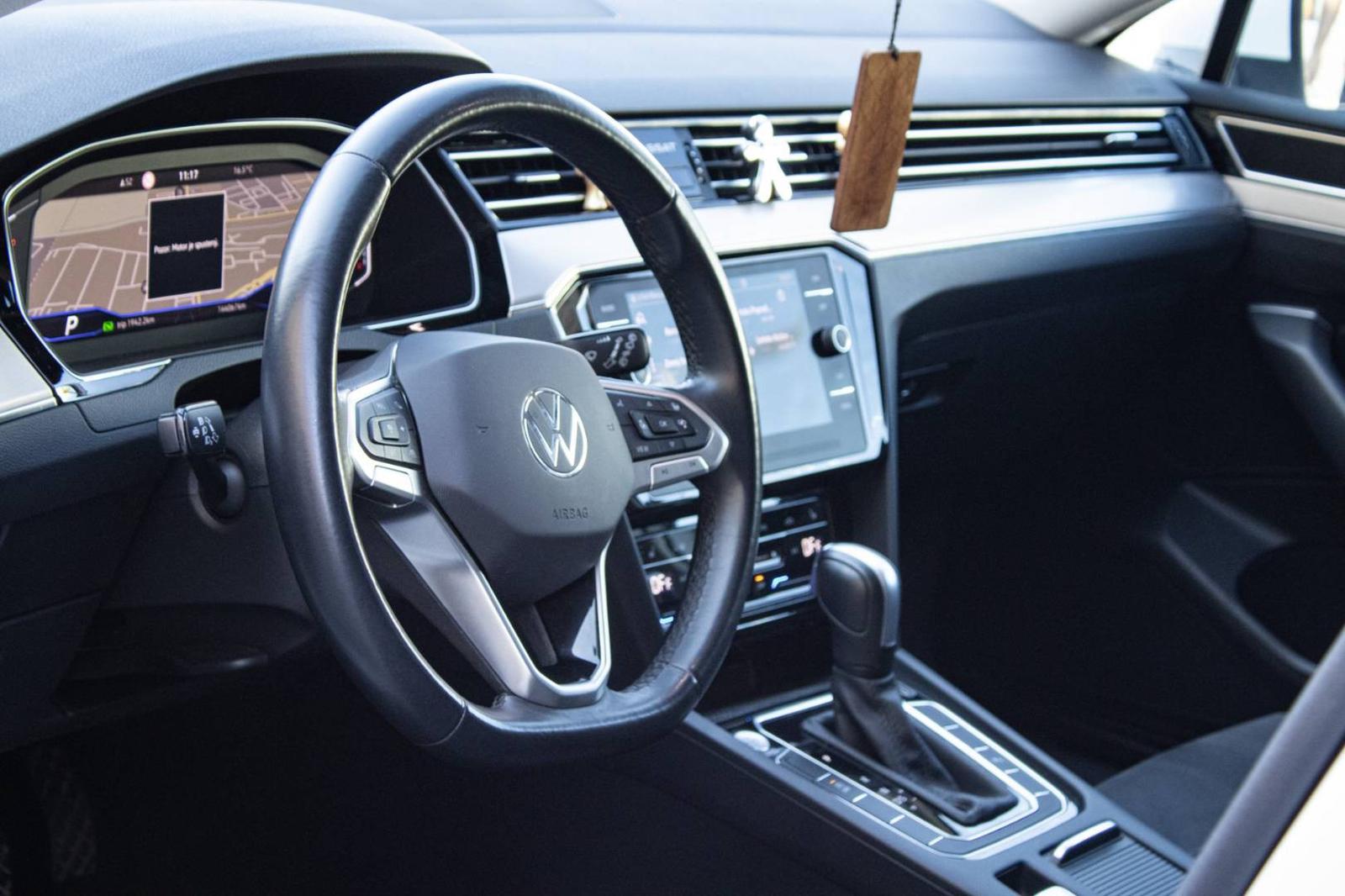 Volkswagen Passat Variant 2.0 TDI EVO Elegance DSG