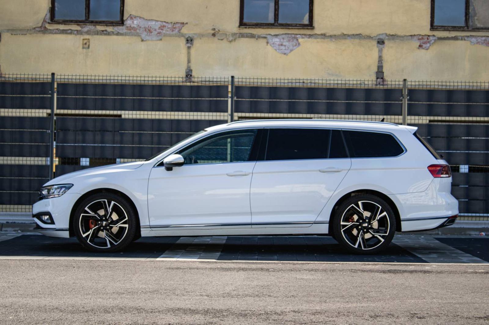 Volkswagen Passat Variant 2.0 TDI EVO Elegance DSG