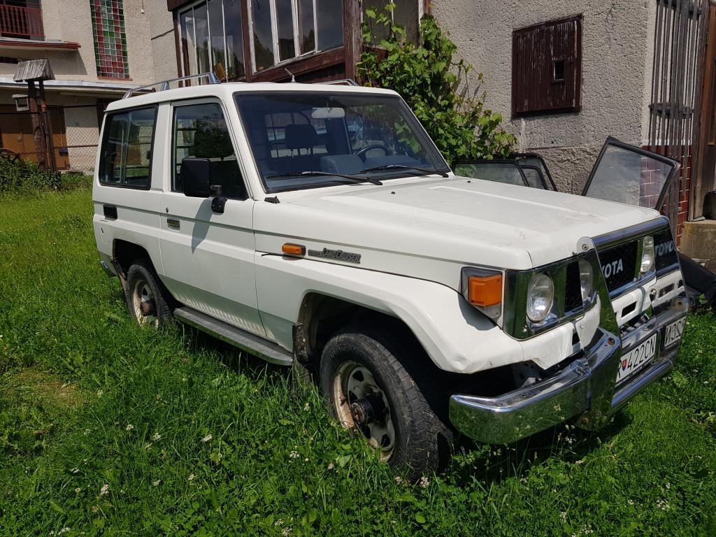 Toyota Land Cruiser 70 3.0 TD