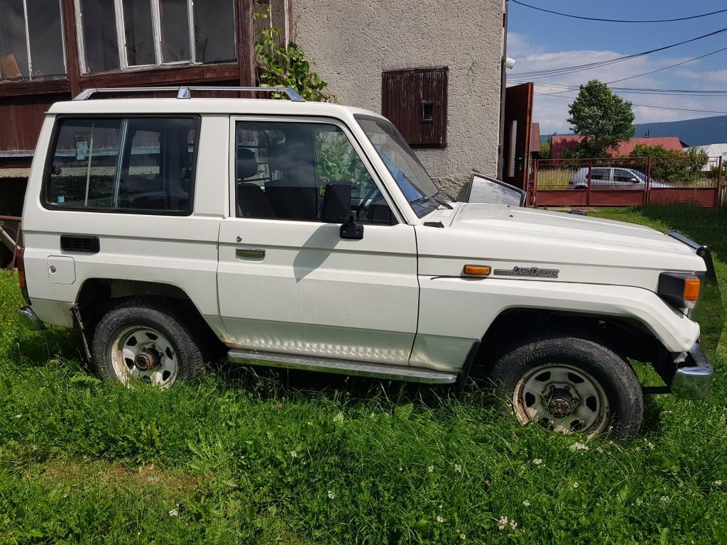Toyota Land Cruiser 70 3.0 TD