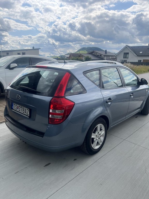 KIA Cee’d Sporty Wagon 1.6 CRDi EX