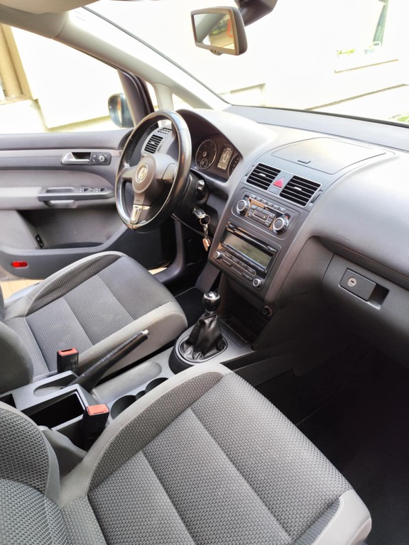 Volkswagen Touran 1.6 TDI BlueMotion Technology Comfortline
