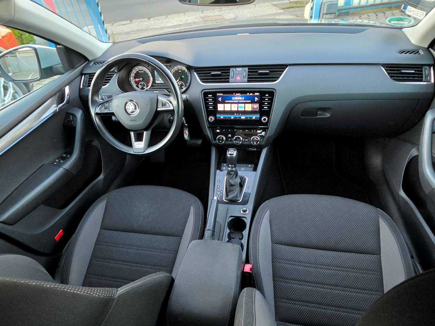 Škoda Octavia Combi 2.0 TDI Scout DSG 4x4