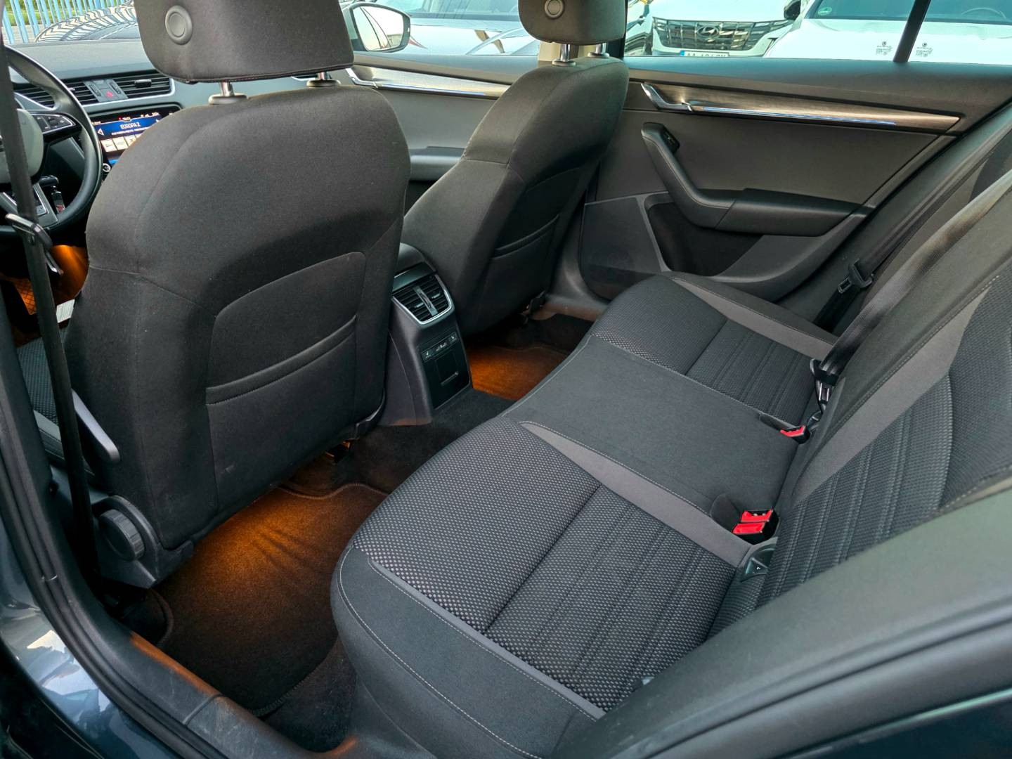 Škoda Octavia Combi 2.0 TDI Scout DSG 4x4