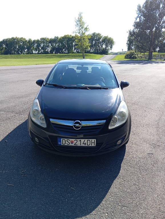Opel Corsa 1.2 16V Cosmo