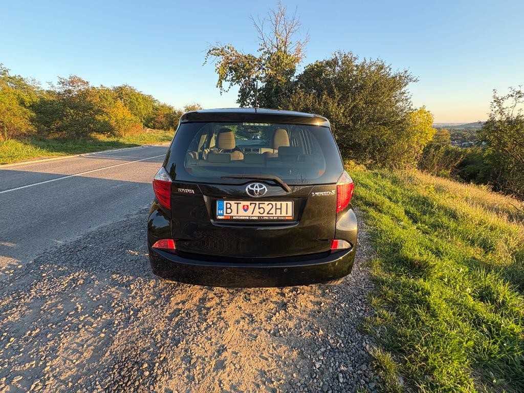 Toyota Verso-S 73kw Automat