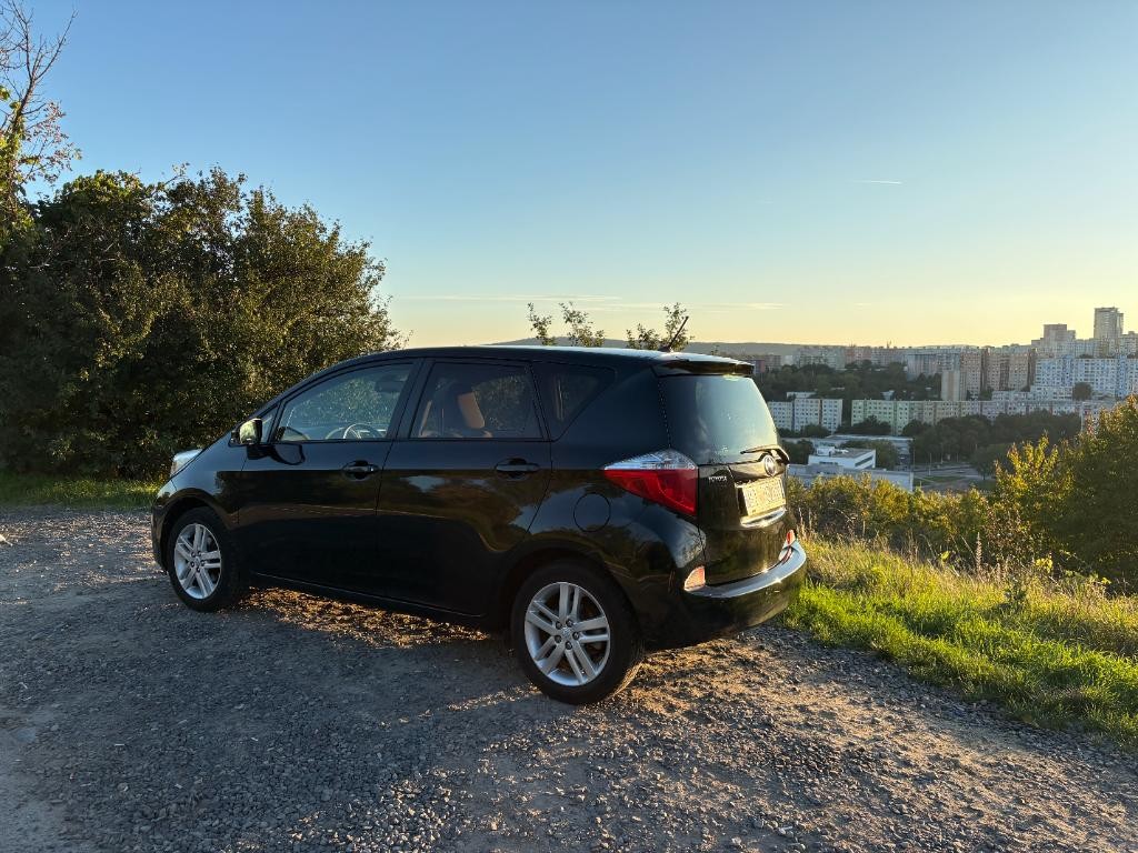 Toyota Verso-S 73kw Automat