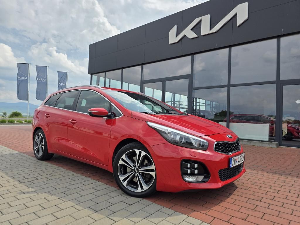 KIA Cee’d Sporty Wagon Combi 100kw Manuál