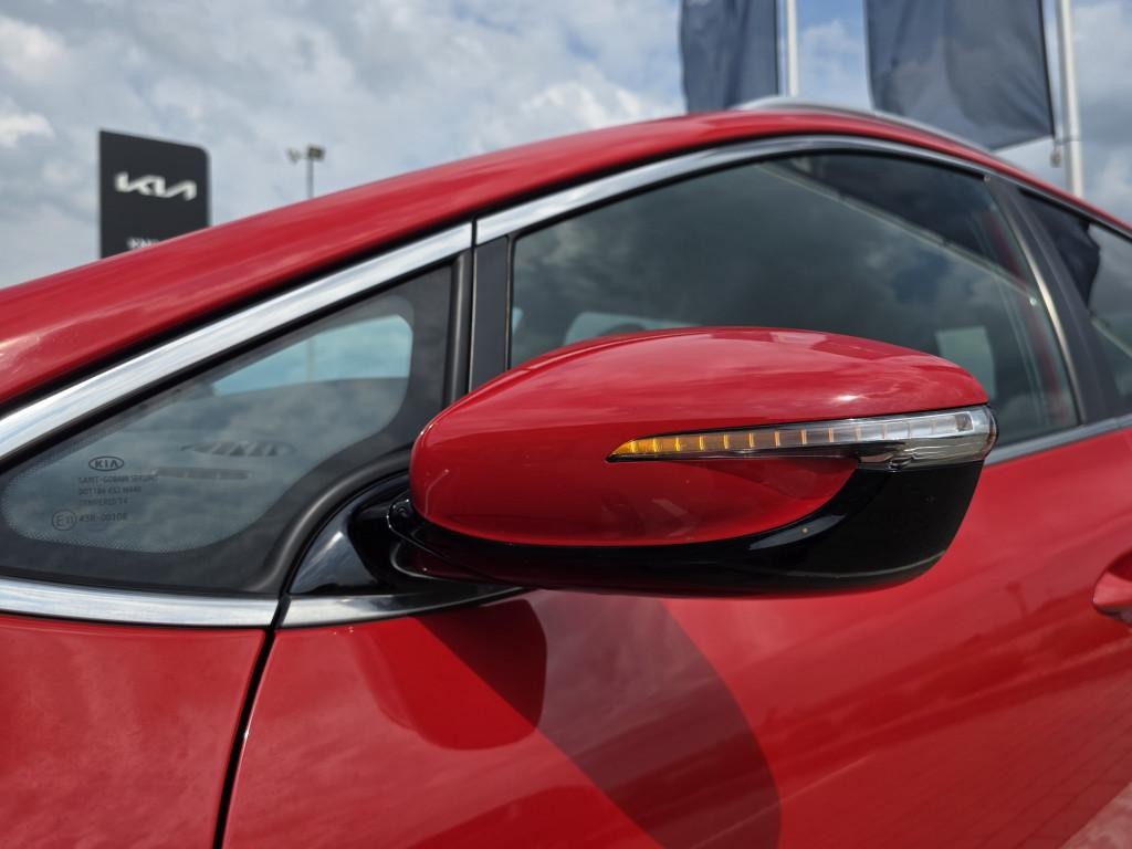 KIA Cee’d Sporty Wagon Combi 100kw Manuál
