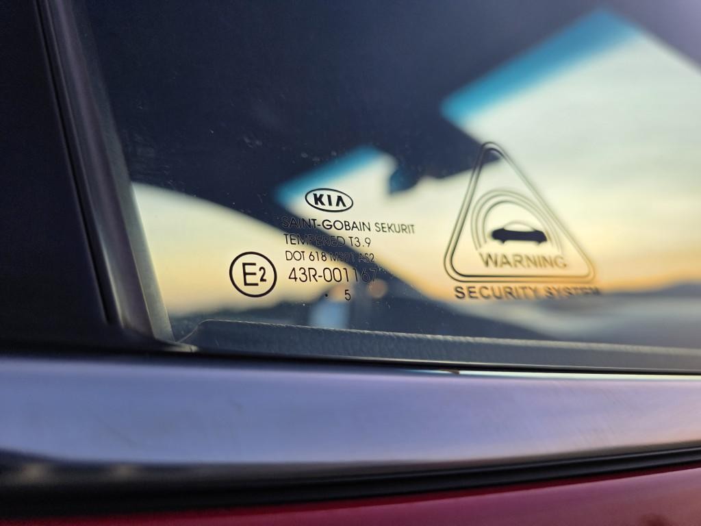 KIA Cee’d Sporty Wagon Combi 100kw Manuál