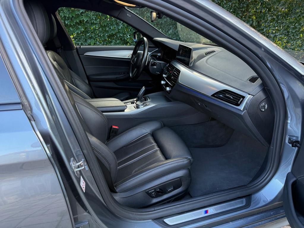 BMW rad 5 Touring 530d xDrive A/T