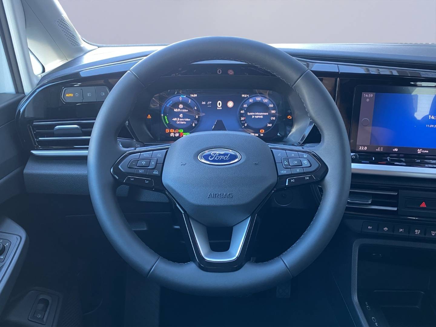 Ford Tourneo Connect Titanium L1 1.5 Ecoboost PHEV 150k