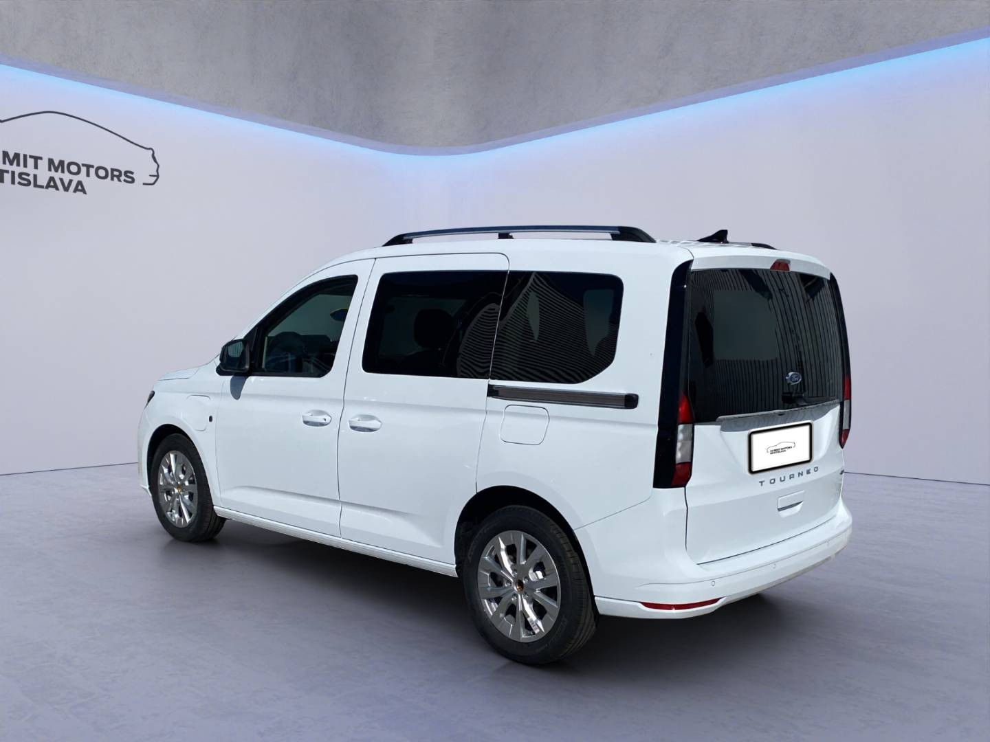 Ford Tourneo Connect Titanium L1 1.5 Ecoboost PHEV 150k