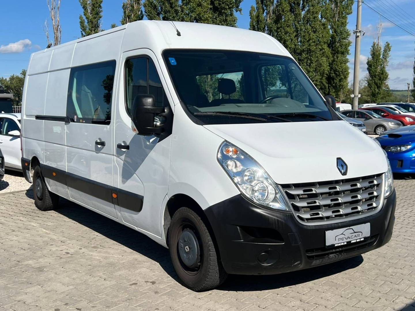 Renault Master 2.3 dci 92 kw 7 - miestne