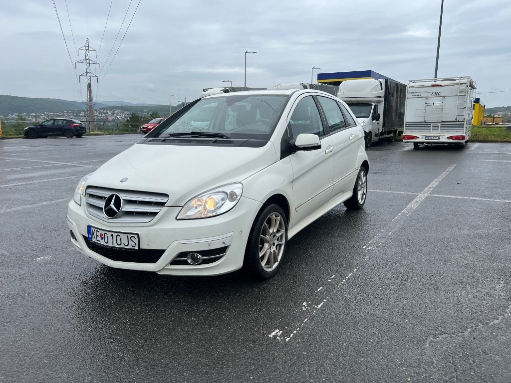 Mercedes-Benz B-class