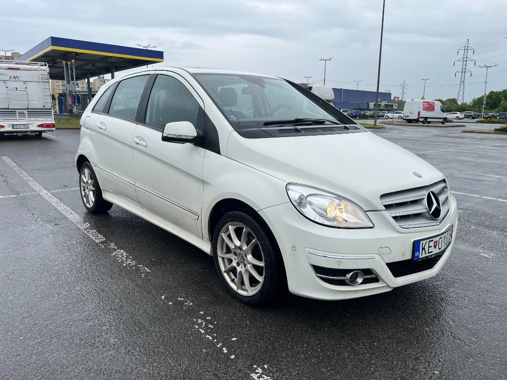 Mercedes-Benz B-class