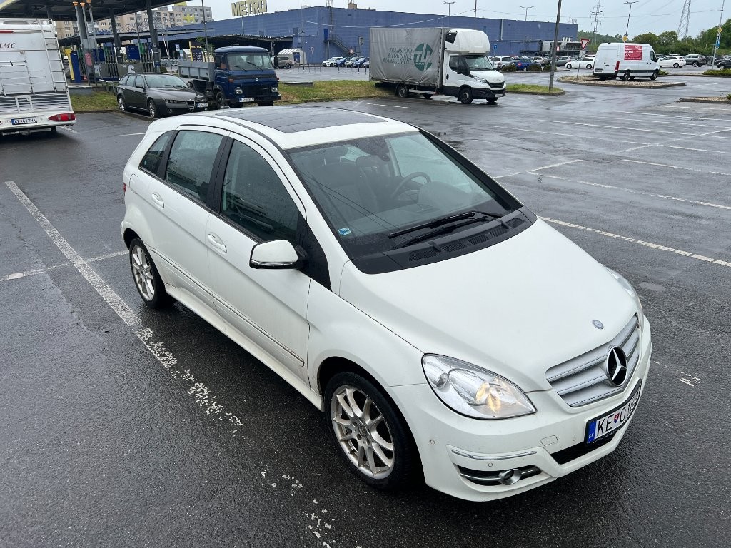 Mercedes-Benz B-class