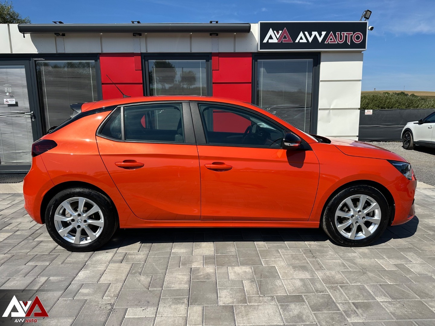Opel Corsa 1.2 S&S Edition, 12 190km, Slovenské vozidlo