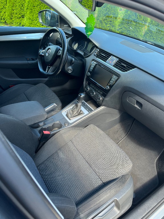Škoda Octavia Combi 1.6 TDI 110k Active DSG