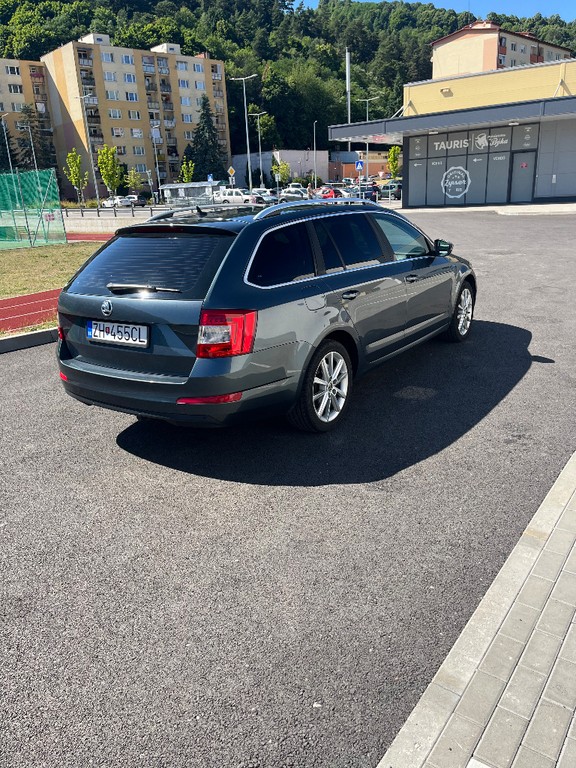 Škoda Octavia Combi 1.6 TDI 110k Active DSG