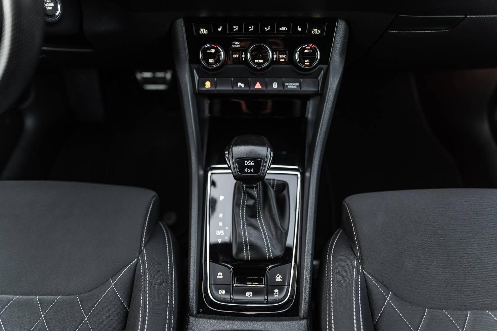 Škoda Karoq 2.0 TDI EVO SCR Sportline 4x4 DSG