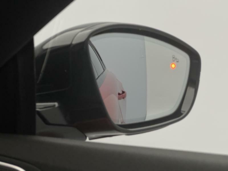 Peugeot 508 SW HYBRID GT CZ 1.maj